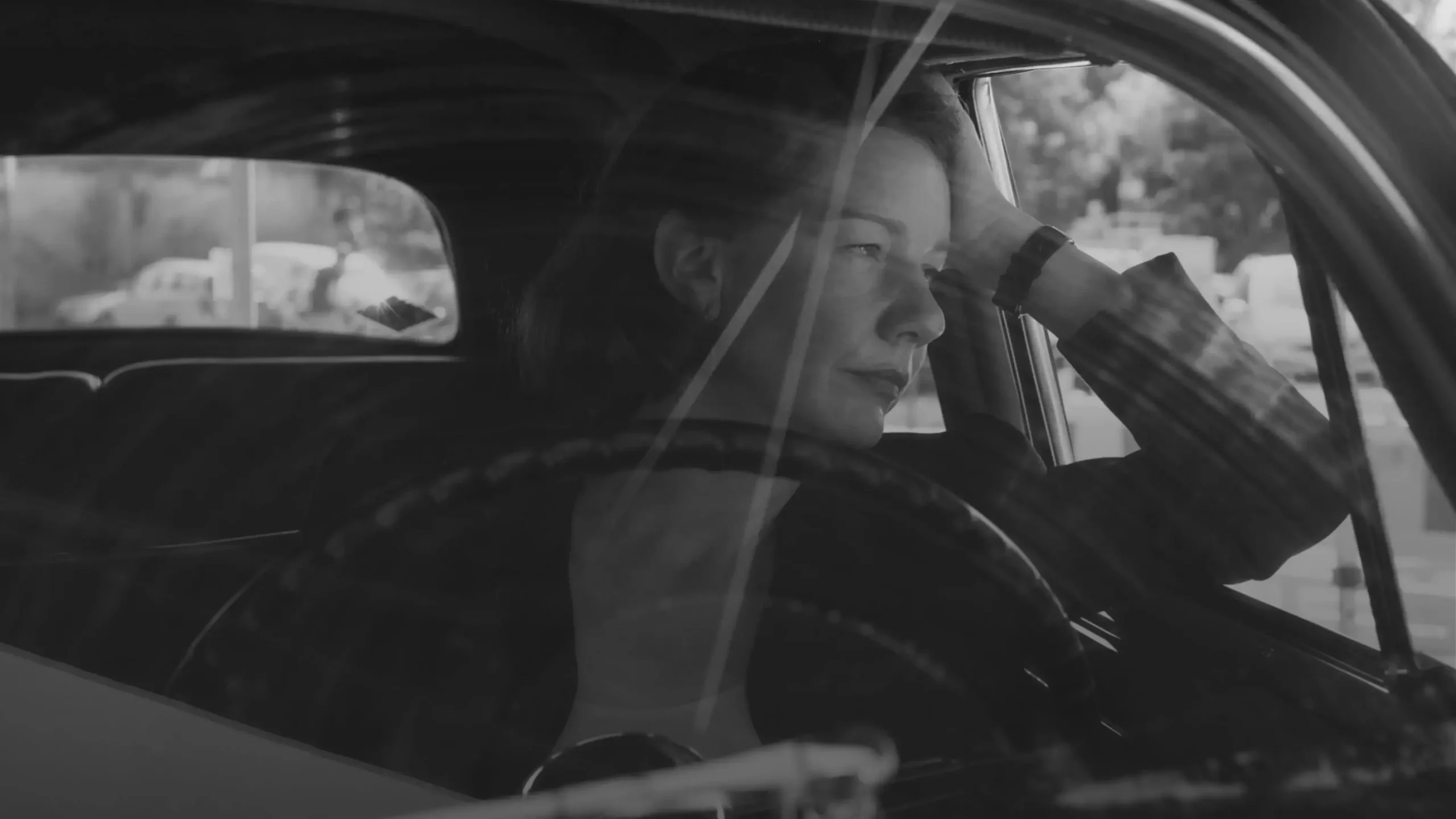 Fatherland: poster e trailer del nuovo film di Paweł Pawlikowski