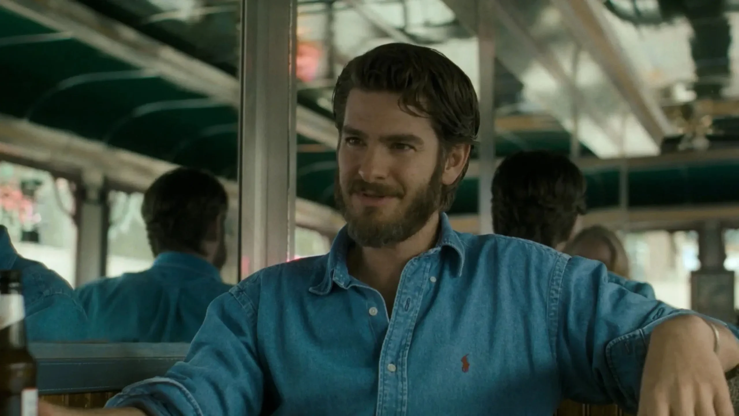 Andrew Garfield ha smesso di usare ChatGPT dopo aver interpretato Sam Altman in Artificial: &laquo;Mi sono spaventato&raquo;